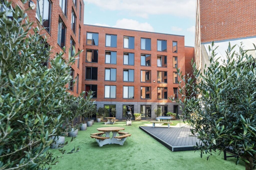 The Essential English Centre in Manchester, UK - Student Residence