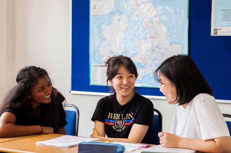 ELC The English Language Centre in Brighton, UK - School features