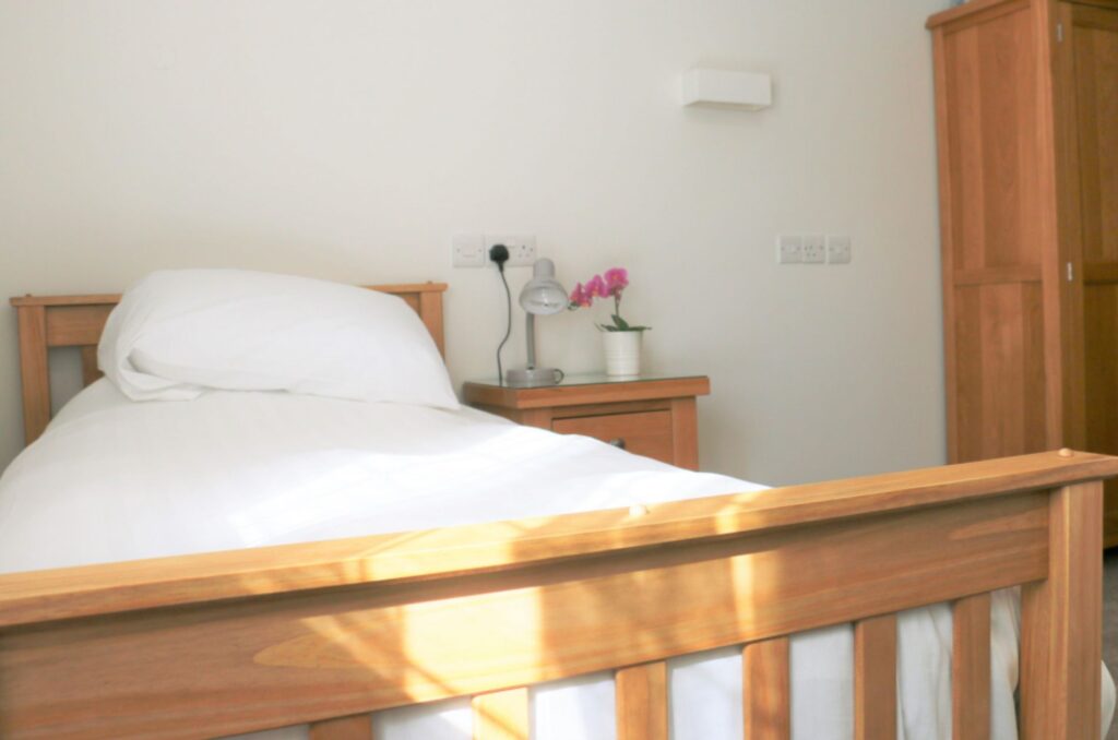 Wimbledon School of English in London, UK - Budget Hotel