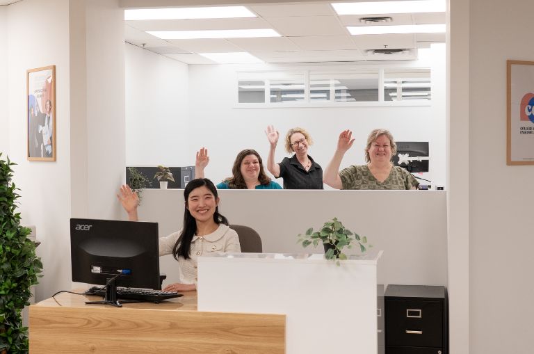 CEL Vancouver Language School - School features