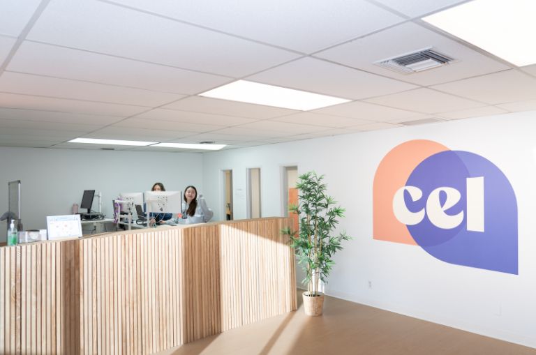 CEI San Diego language school - features