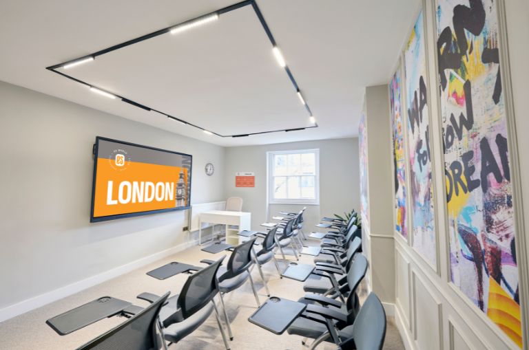 ES English London - School features