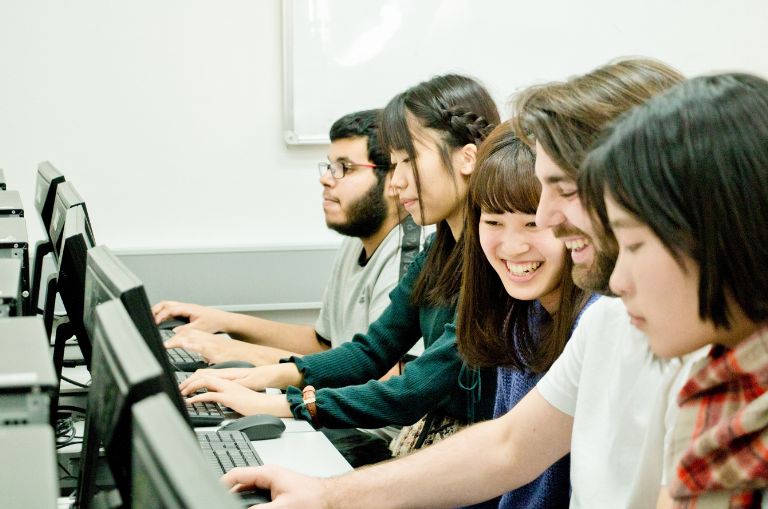 LSI Australia - School features